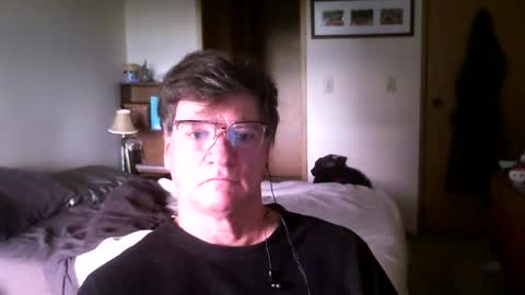 Snapshot of hg99too chatting on November 2025 03:33:02 PM hg99too online show from November 2025 03:33:02 PM