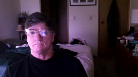 Snapshot of hg99too chatting on November 2025 04:06:01 PM hg99too online show from November 2025 04:06:01 PM