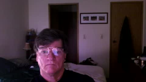 Snapshot of hg99too chatting on November 2025 04:13:02 PM hg99too online show from November 2025 04:13:02 PM