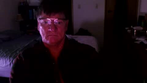 Snapshot of hg99too chatting on November 2025 03:14:02 PM hg99too online show from November 2025 03:14:02 PM