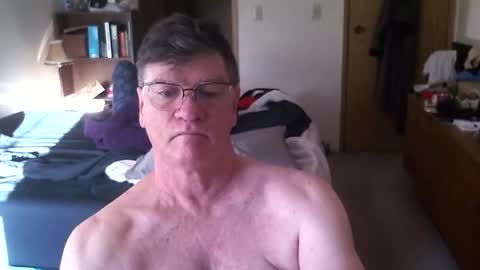 Snapshot of hg99too chatting on May 2026 02:11:01 PM hg99too online show from May 2026 02:11:01 PM
