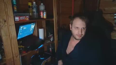 Snapshot of hharveyden chatting on February 2026 10:17:01 PM H Dawg online show from February 2026 10:17:01 PM