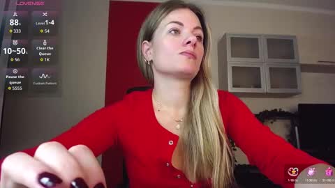 Lina online show from November 2025 06:36:02 AM