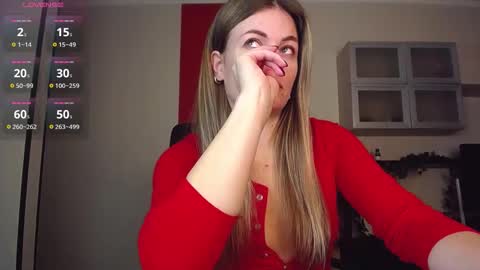 Lina online show from November 2025 11:35:01 AM