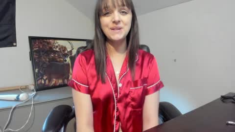 Snapshot of hi_cut_cutie chatting on September 2025 01:11:01 PM Paige online show from September 2025 01:11:01 PM