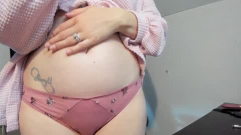 Snapshot of hi_cut_cutie chatting on September 2025 01:24:02 PM Paige online show from September 2025 01:24:02 PM