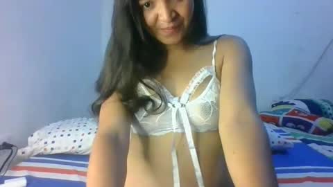 Snapshot of hiddencrazy69 chatting on September 2025 08:35:01 PM Clau y Ricky online show from September 2025 08:35:01 PM