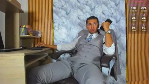 Snapshot of hiddenoffice chatting on June 2026 01:26:02 AM George online show from June 2026 01:26:02 AM