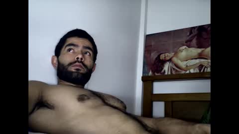 Snapshot of hideonbush051 chatting on November 2025 02:12:01 AM hideonbush online show from November 2025 02:12:01 AM