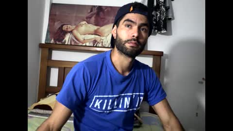 Snapshot of hideonbush051 chatting on December 2025 11:49:02 AM hideonbush online show from December 2025 11:49:02 AM