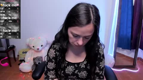 Snapshot of hidianapaola chatting on January 2025 05:48:01 PM Diana online show from January 2025 05:48:01 PM