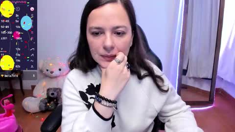 Snapshot of hidianapaola chatting on October 2025 05:55:02 PM Diana online show from October 2025 05:55:02 PM