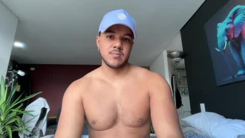 Snapshot of highlatin_guys chatting on June 2026 11:34:01 AM Terry and E online show from June 2026 11:34:01 AM