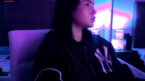 hilary_tailor online show from March 2026 11:02:02 AM