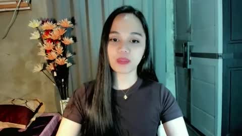 hilarymolly online show from March 2026 03:09:01 AM