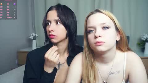 Snapshot of hildredmeiste chatting on February 2026 08:49:01 PM bella online show from February 2026 08:49:01 PM