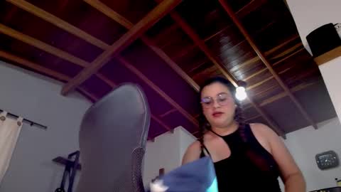 Miranda online show from September 2025 09:20:02 PM