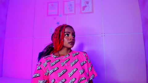 Snapshot of hillary_banks__ chatting on January 2025 07:59:01 AM Hillary online show from January 2025 07:59:01 AM