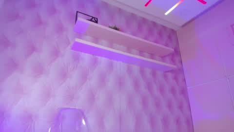 Snapshot of hillary_banks__ chatting on February 2025 10:39:02 AM Hillary online show from February 2025 10:39:02 AM