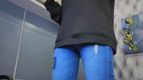 Snapshot of hillary_banks__ chatting on September 2025 04:34:02 AM Hillary online show from September 2025 04:34:02 AM