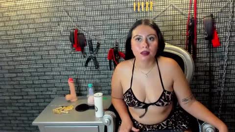 Hillary  online show from March 2026 08:26:33 AM