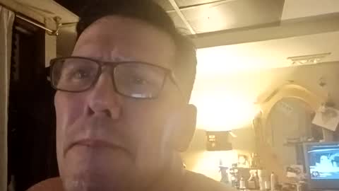 SparkledLooks online show from June 2026 04:14:02 AM
