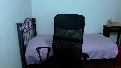      0600AM-1100AM - online show from September 2025 03:17:01 AM