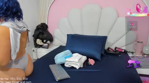 hinata_dolly online show from December 2025 10:46:02 AM