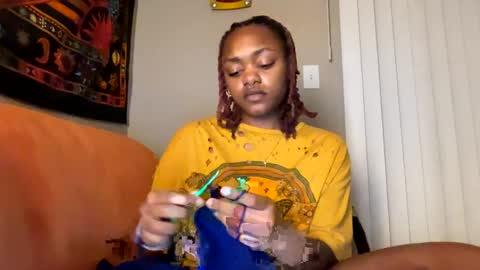 Snapshot of hippieangelbabi chatting on January 2025 11:49:02 PM angelbabi online show from January 2025 11:49:02 PM