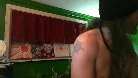 Snapshot of hippiedad333 chatting on April 2026 09:41:02 AM hippiedad333 online show from April 2026 09:41:02 AM