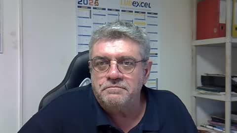 Snapshot of hippopotame17 chatting on January 2025 04:28:02 PM hippo online show from January 2025 04:28:02 PM