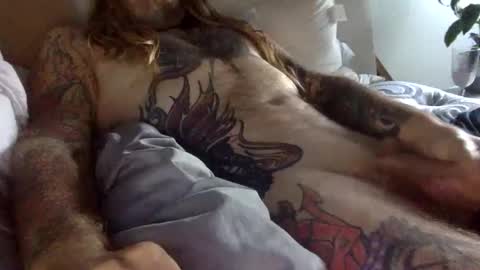 Snapshot of hippybiker chatting on December 2024 01:58:01 PM hippybiker online show from December 2024 01:58:01 PM