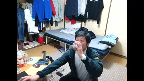 Snapshot of hiro110 chatting on December 2024 08:48:01 PM hiro110 online show from December 2024 08:48:01 PM