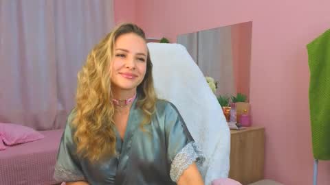 Ksenia online show from October 2025 12:41:02 AM