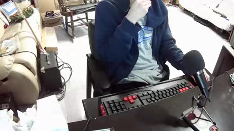 Snapshot of hoboayoyo chatting on February 2025 09:56:01 PM Hentai man online show from February 2025 09:56:01 PM