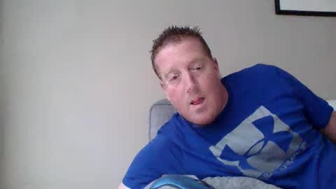 Snapshot of hockey258387 chatting on February 2025 08:14:02 PM THE MAN online show from February 2025 08:14:02 PM