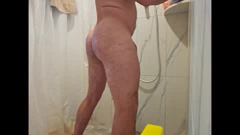 Snapshot of hockeyjock17 chatting on May 2026 10:25:01 PM hockeyjock17 online show from May 2026 10:25:01 PM