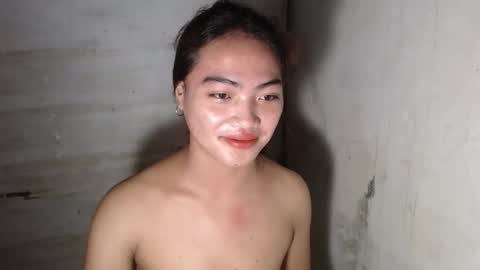 Snapshot of hoelyixia chatting on December 2025 04:11:02 AM Ixia3 online show from December 2025 04:11:02 AM