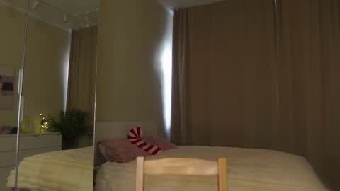 Moni Monica online show from March 2026 08:09:01 AM