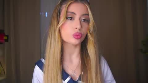 Moni Monica online show from April 2026 08:09:02 AM