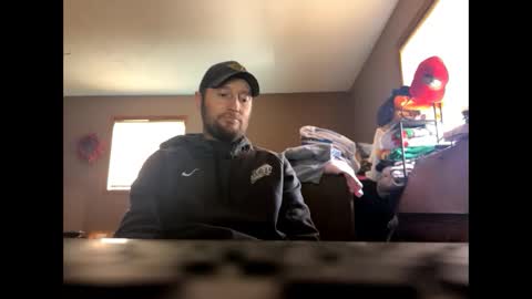 holefilla33 online show from April 2026 05:06:01 PM