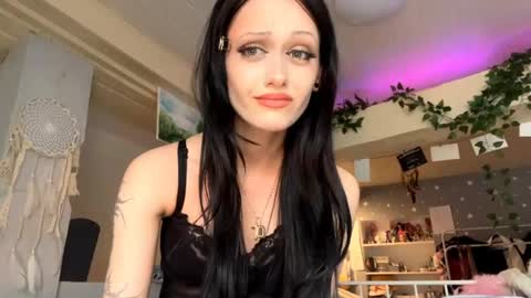 Ava online show from May 2026 04:14:01 PM