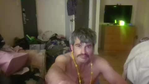 Snapshot of hollinsgg chatting on July 2026 12:10:01 PM hollinsgg online show from July 2026 12:10:01 PM