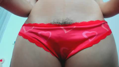 holly... online show from February 2025 03:37:02 PM