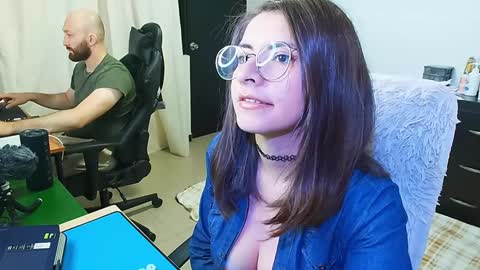 Holly and Honey online show from February 2025 09:52:01 PM