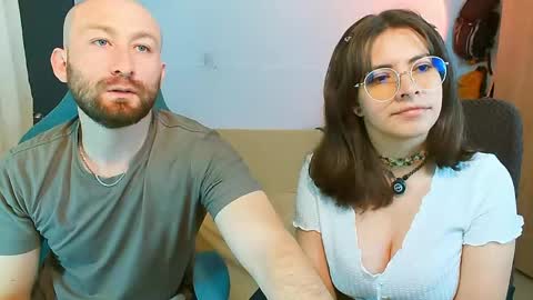 Holly and Honey online show from May 2026 11:02:01 PM