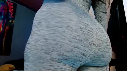 Snapshot of holly_thomsonx69 chatting on December 2024 09:43:01 PM holly_thomsonx69 online show from December 2024 09:43:01 PM