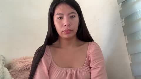 holly_wyn online show from April 2026 12:30:02 AM