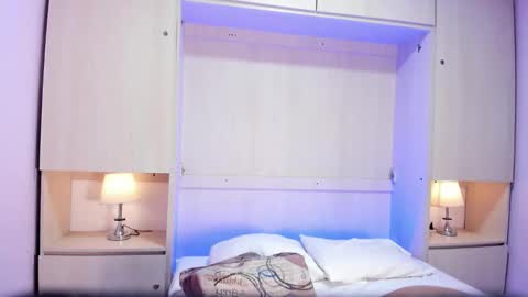 Sofia online show from February 2026 12:09:01 PM