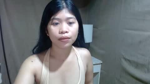 Snapshot of hollyapple_ chatting on February 2026 11:37:02 AM HollyApple online show from February 2026 11:37:02 AM